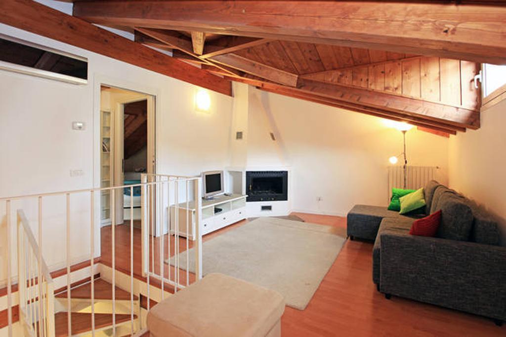Navigli Downtown Cocco House Daire Milano Oda fotoğraf